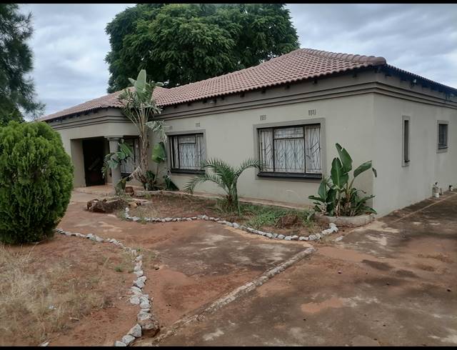 4 BEDROOM FREEHOLD FOR SALE IN INDERMARK